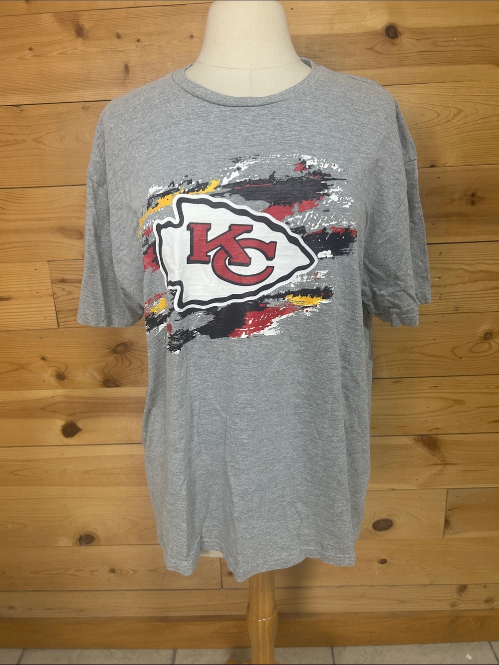 EUC Fanatics NFL Kansas City Chiefs football Gray Graphic Logo Tee Men Women XL